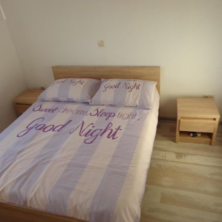 Apartman Bozic Appartamento Kaštel Štafilić Esterno foto